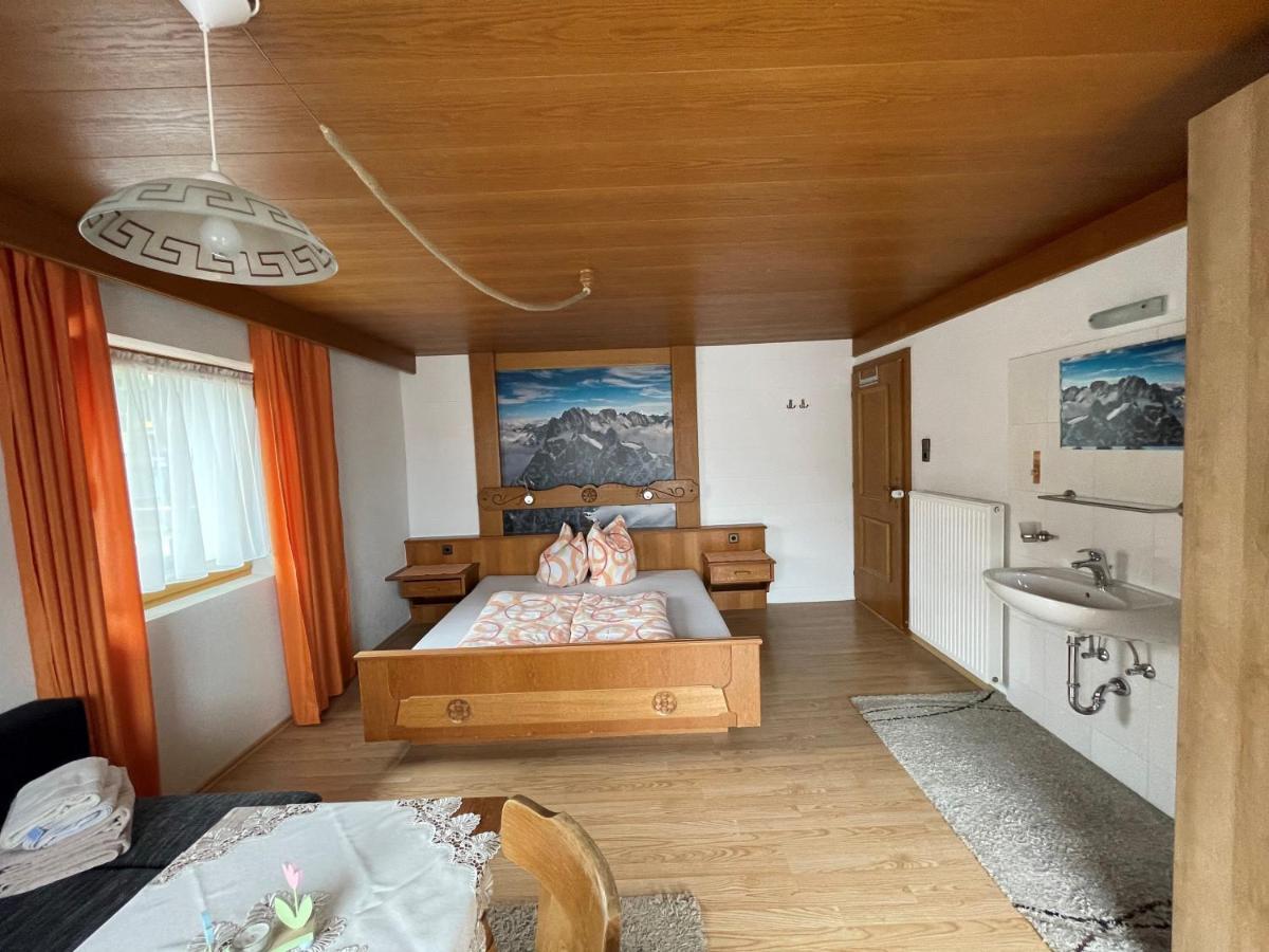 Appartements Alpenblick フィンケンベルク エクステリア 写真
