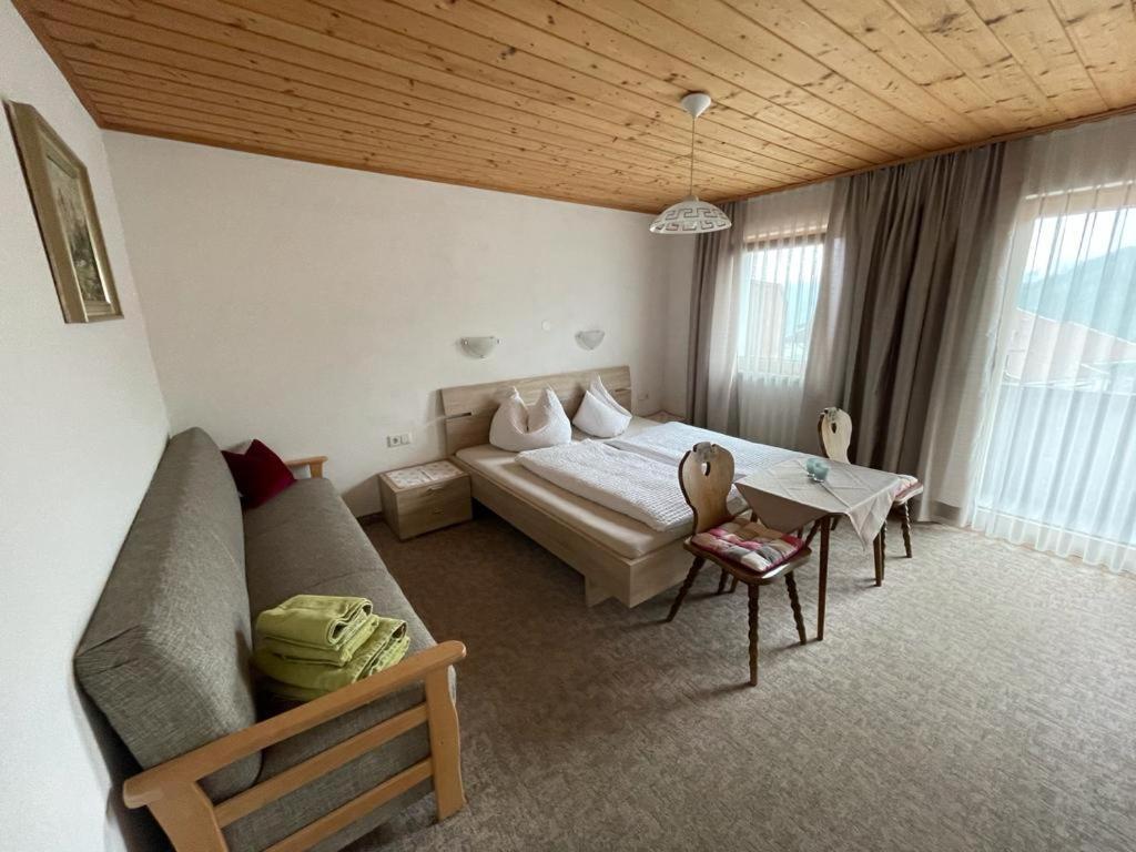Appartements Alpenblick フィンケンベルク エクステリア 写真